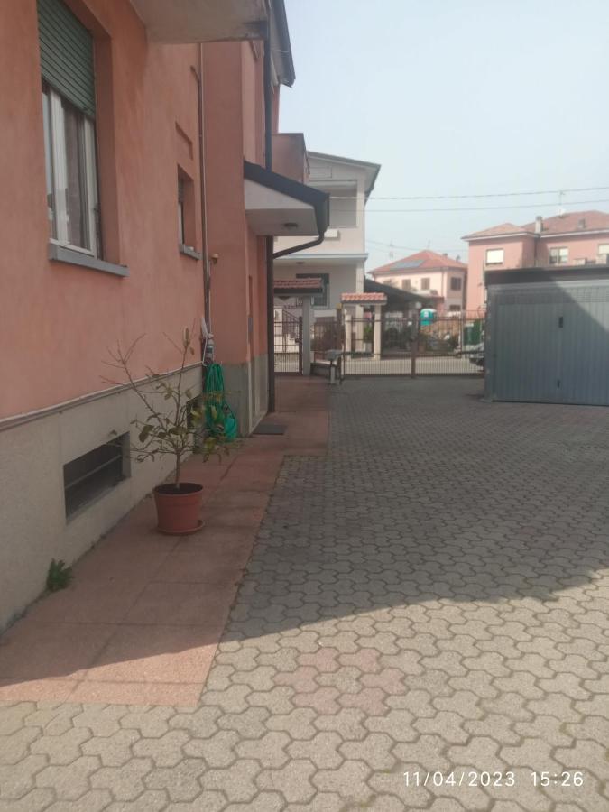 Alice Nel Paese Delle Meraviglie Sulbiate Exterior photo